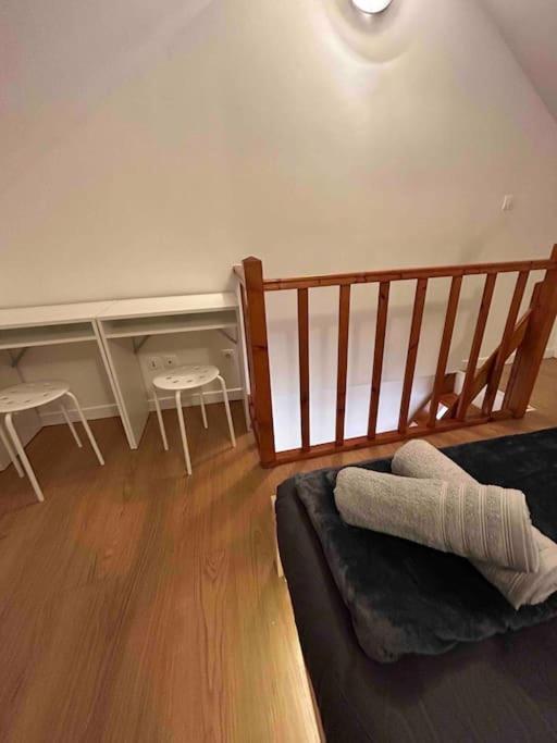 Duplex Minimaliste - 30 Min De Paris Apartment Saint-Ouen-l'Aumone Exterior photo